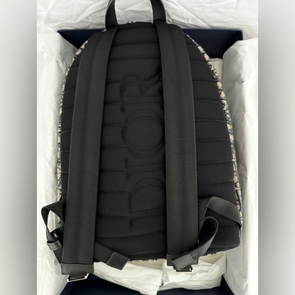 Dior Backpack - Picture 3 of 7